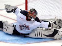 开云体育登录-赛道与球场，当F1揭幕战遇见黄蜂终结公牛