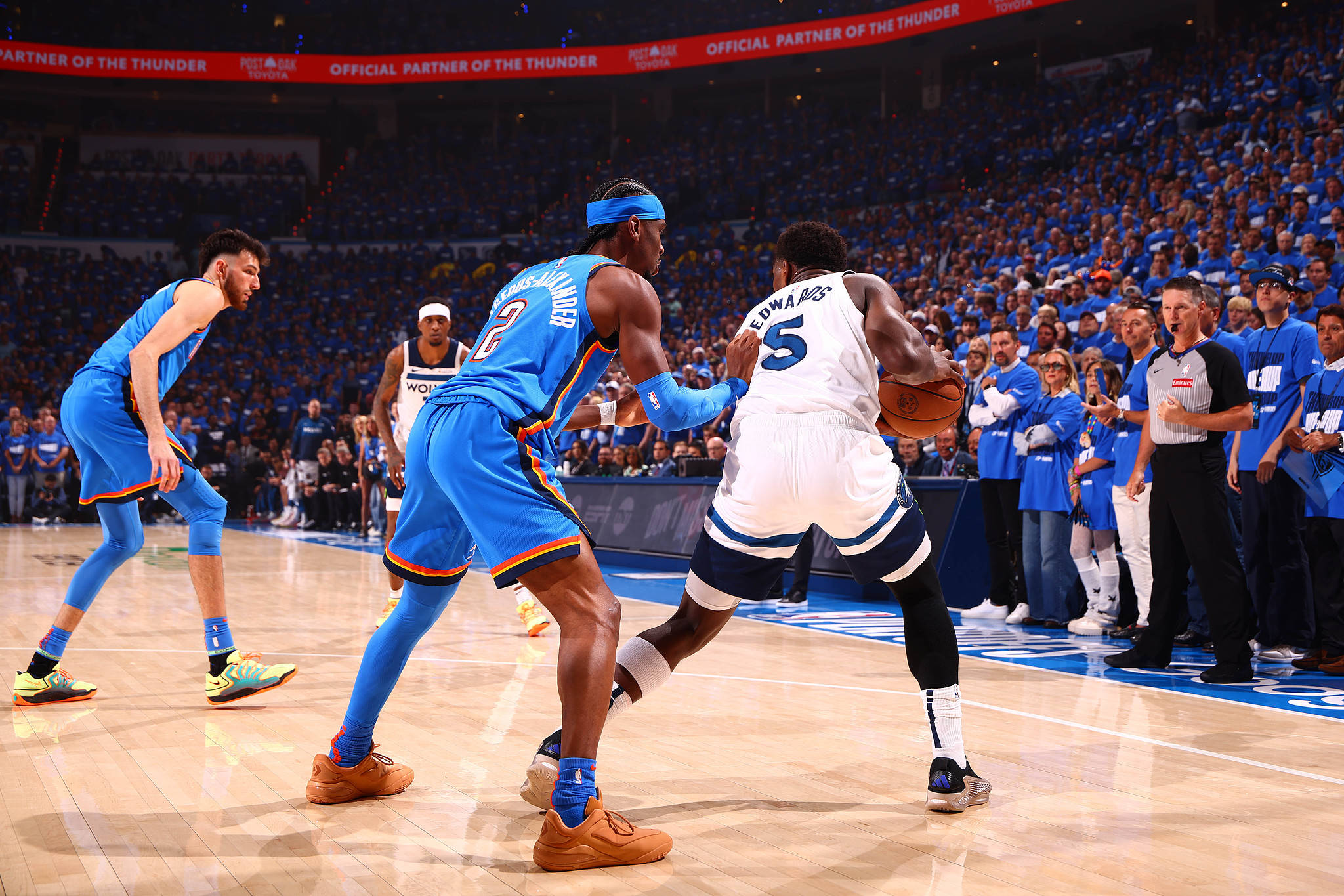 森林狼击败榜首队，取得惊喜胜利