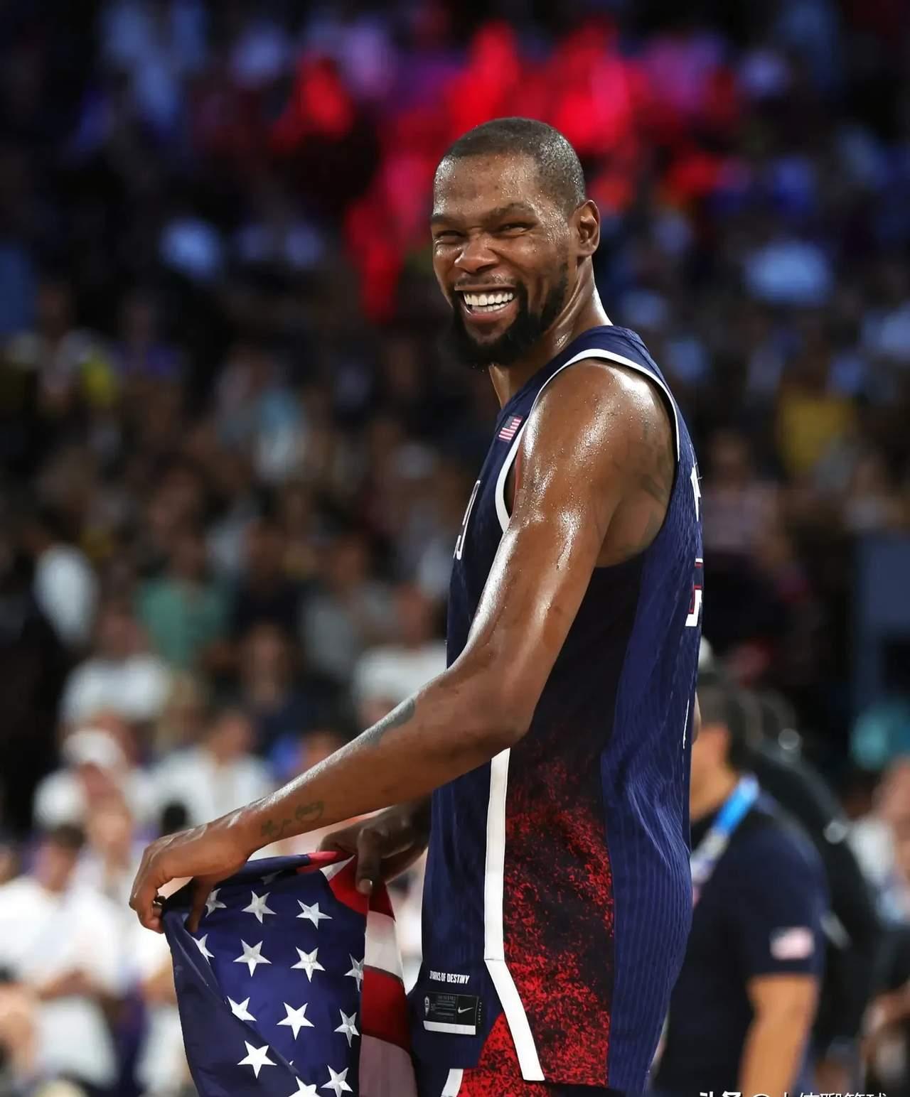 杜兰特的突出表现继续引领球队向前的简单介绍 杜兰特的突出表现继续引领球队向前的简单介绍