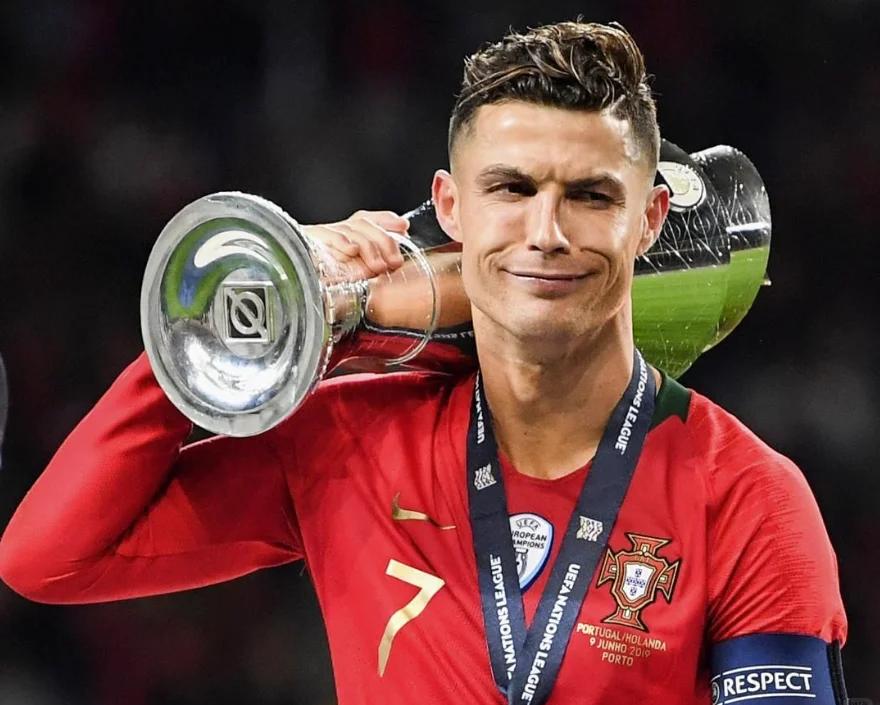 关于比利时队面对丹麦队的挑战，全力冲击半决赛的信息