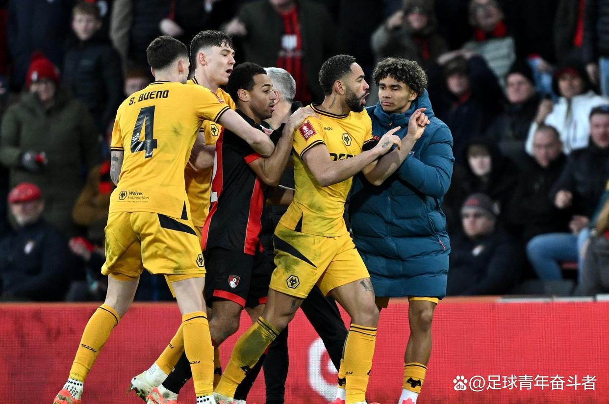 关于埃弗顿前锋里奇或缺席接下来的几场比赛的信息 关于埃弗顿前锋里奇或缺席接下来的几场比赛的信息