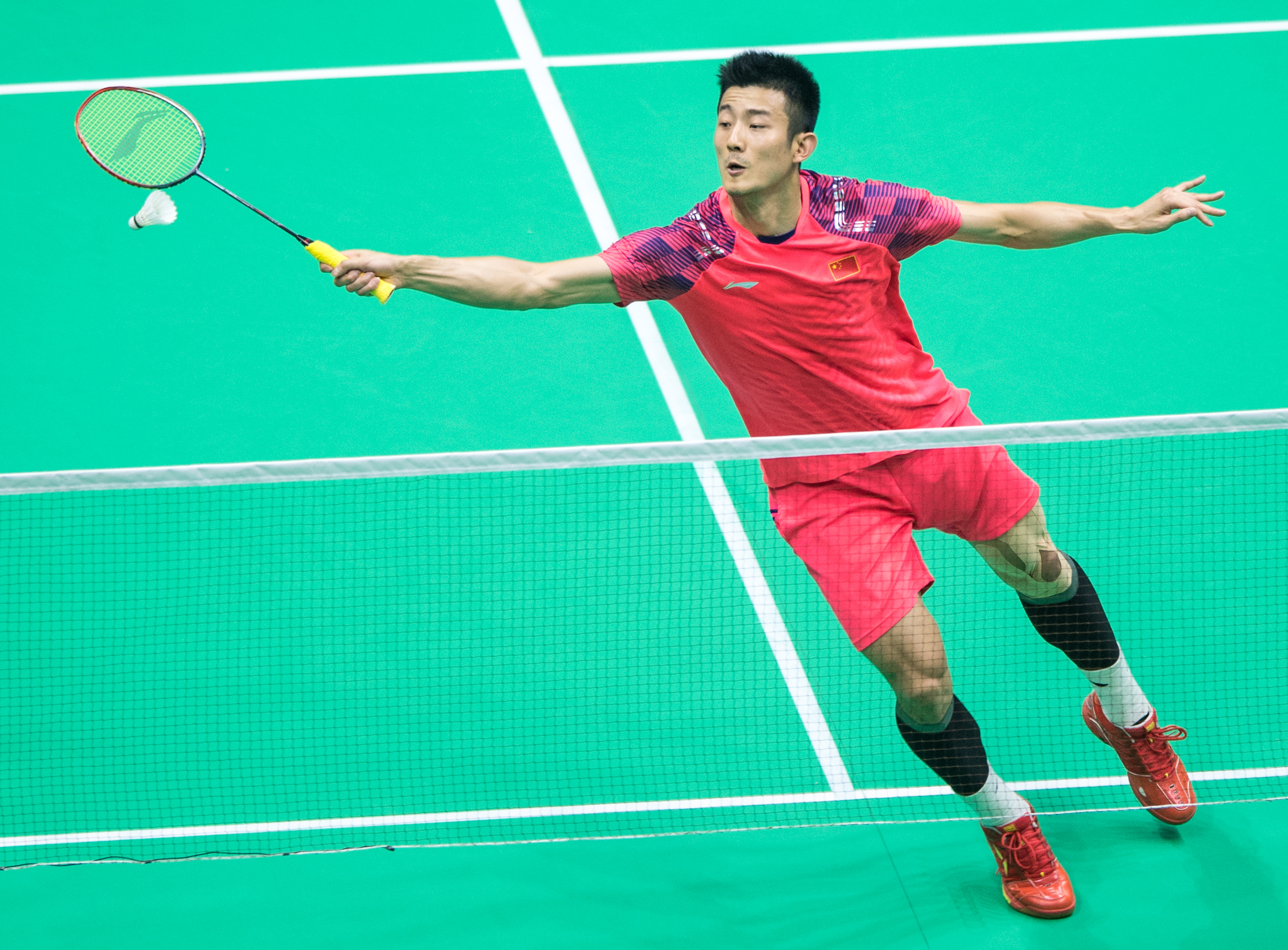 中国羽毛球队爆冷韩国羽毛球队，谌龙爆发神勇的简单介绍